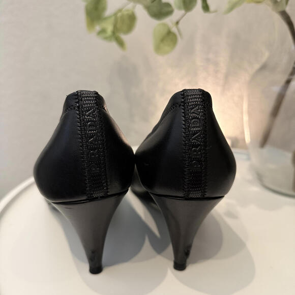 Prada Classic Almond Toe Leather Heels Pumps 38 Women Excellent Black - Picture 8 of 9